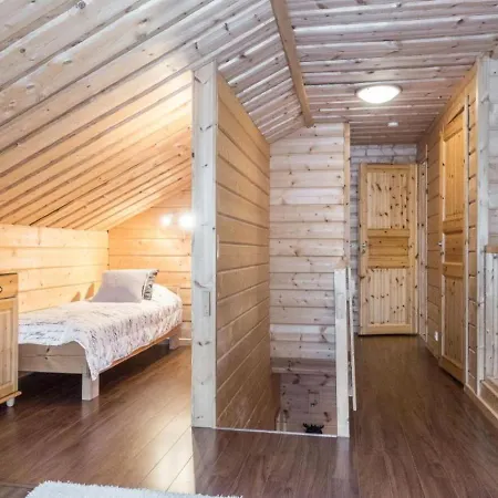 公寓 Lumiro By Aavalevi 列维