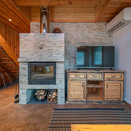 公寓 Lumiro By Aavalevi 列维